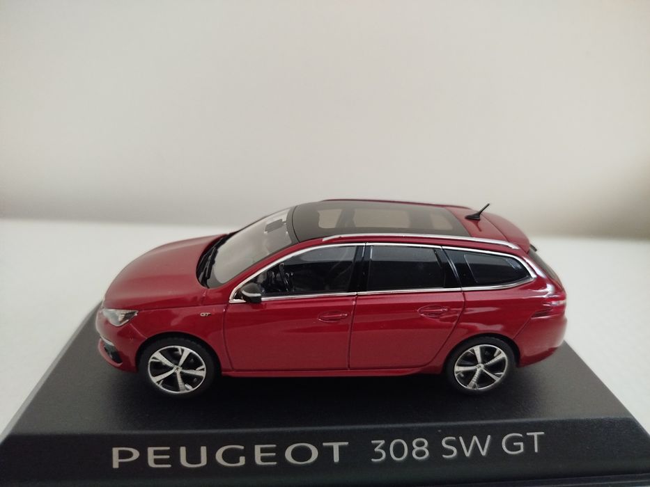 Miniatura Peugeot 308 SW GT 1/43 Nova