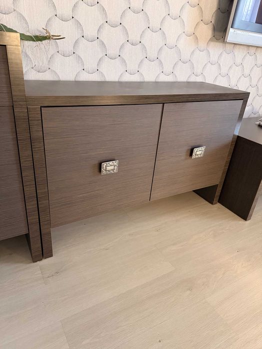 Szafka / komoda – solidna, ciemne drewno,