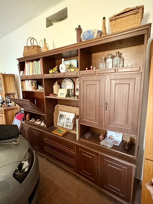 Estante sala em madeira