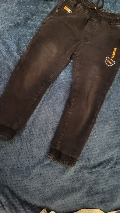 Подам зимові джинси