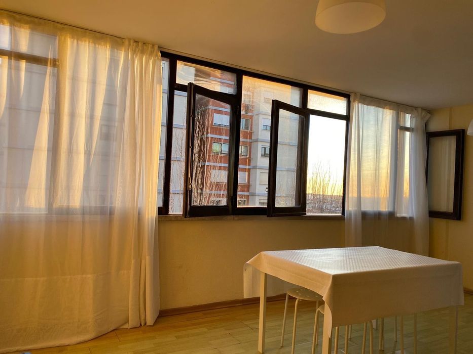 Quarto para Arrendar Queluz