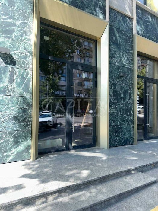 Терміново Оренда  Торгівельна площа Володимирська,Жилянська