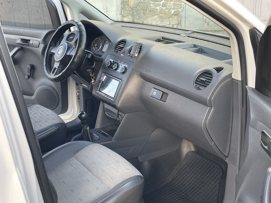 Volkswagen Caddy 2012