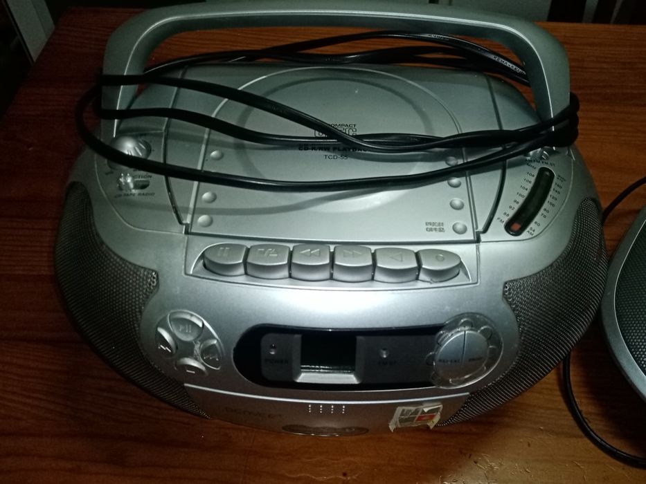 Rádios a funcionar de cds