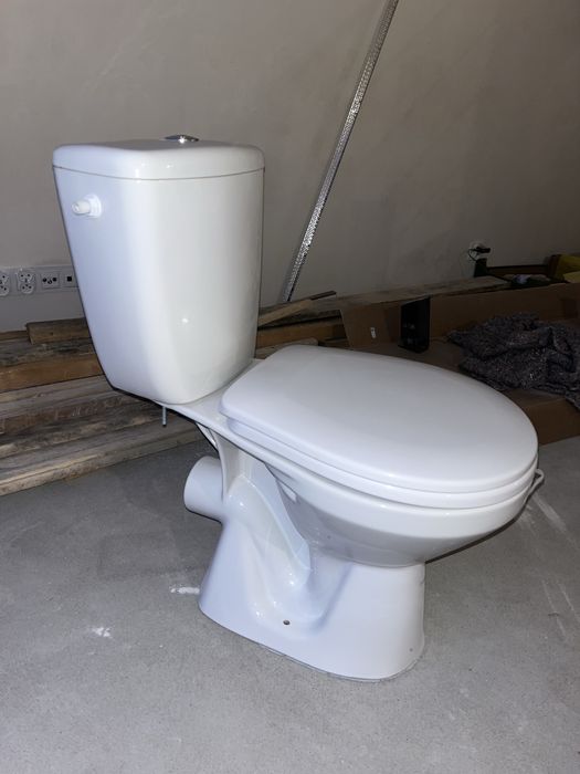 Miska toaletowa WC toaleta stojaca