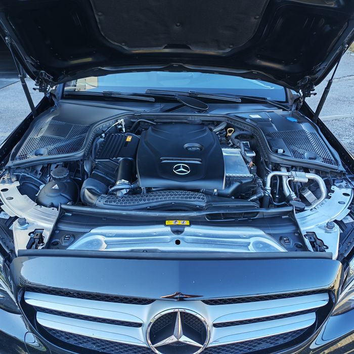 Mercedes C200 CGI Limousine Premium AMG Line 9 G Tronic Gasolina