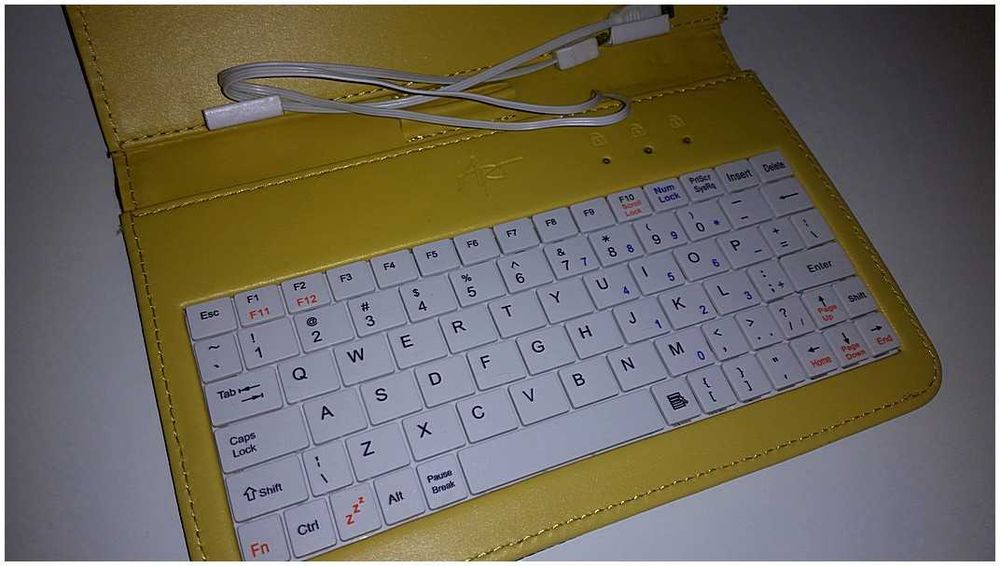 ETUI Futerał Pokrowiec Tablet 10" 11" Klawiatura BT Regulowany 22,5x13