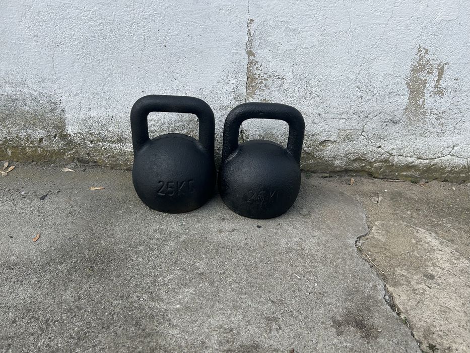 Kettlebell. 25 kg Polsport