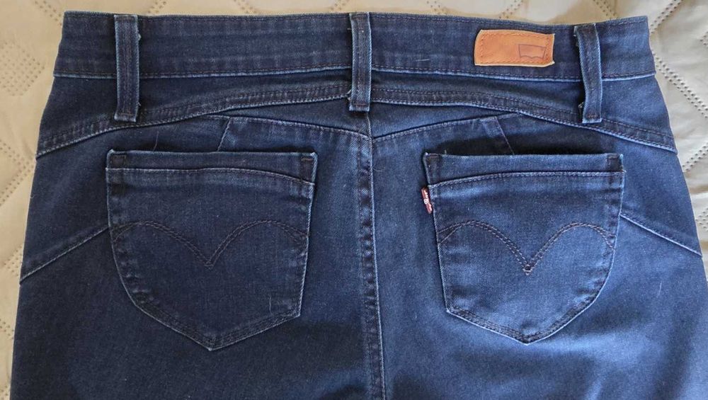 Levi’s Demi Curve Straight, granatowe, niski stan 31/32