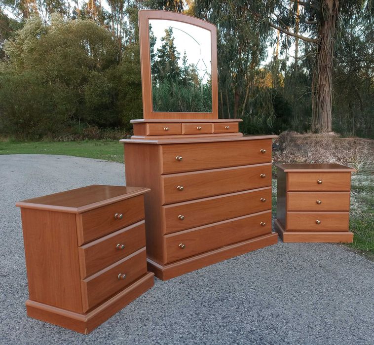 Mesinhas de Cabeceira Pinho