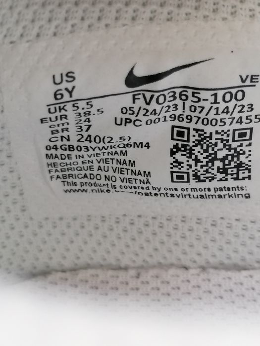 Sapatilhas Nike usadas