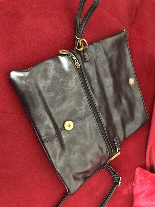 Funkcjonalna listonoszka torebka Deichmann