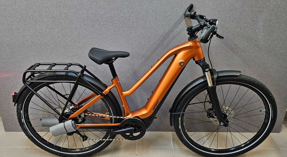 Nowy Rower elektrycznyTrekking  MTB   Giant Explore E+ 2 STA