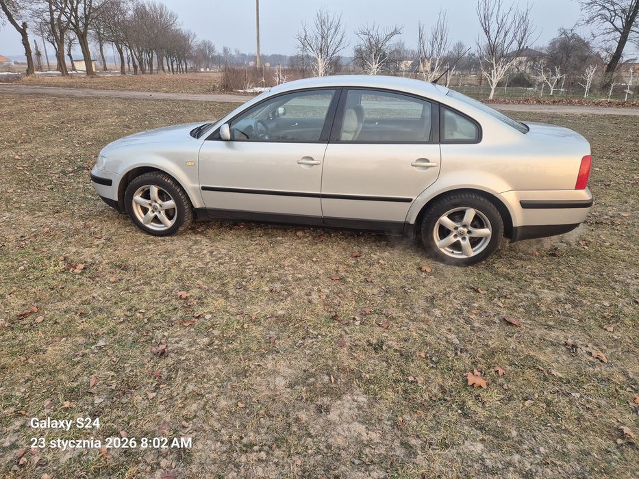 VW Passat 2.3 VR5/170KM/MFA/LPG/Klima/4x el szyby/ bez wkładu/Okazja