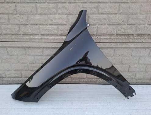 Крило праве і ліве Mercedes-Benz EQB 2021-2025 року