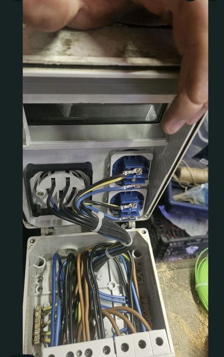 Rozdzielnia budowlana