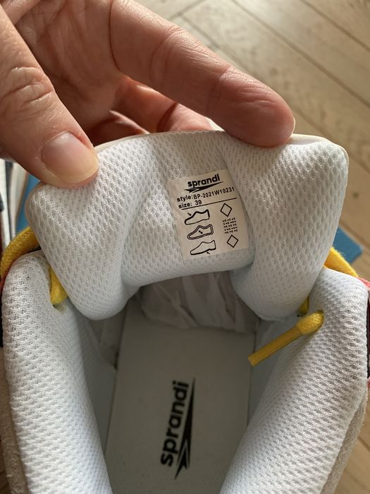 Sneakersy młodzieżowe Sprandi róż.39
