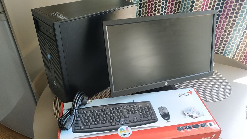 Computador completo a funcionar