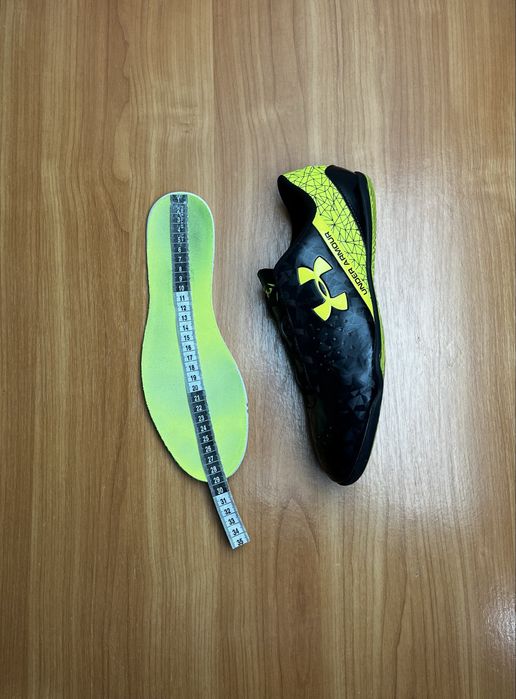 Футзалки Under Armour SpeedForm размер 44 оригинал футбольные чёрные