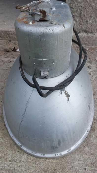 Lampy loft przemysłowe 1973r