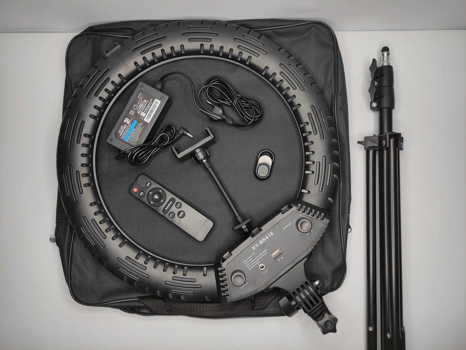 Профессиональная кольцевая лед лампа 45 см Комплектация - Премиум