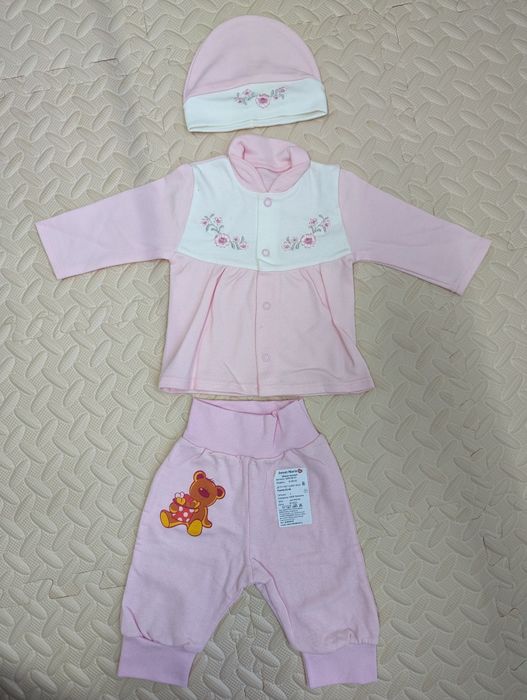 Костюм трійка з ніжною вишивкою 62р