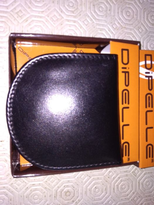 Porta Moedas da Dipelle Preto com portes incluídos