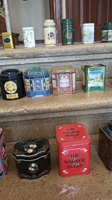 Latas de chá vintage
