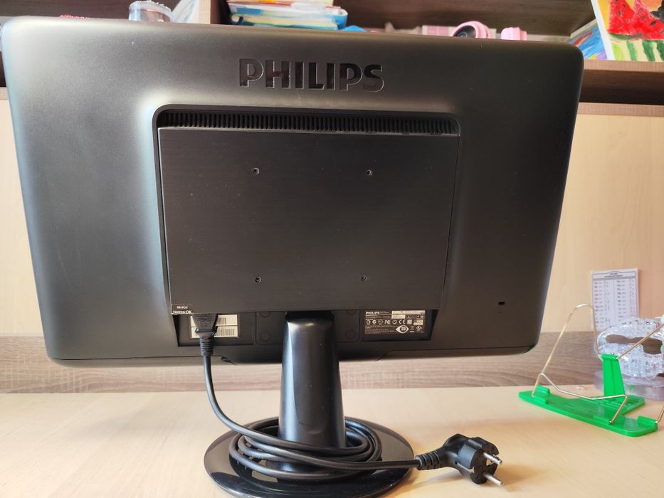 Монітор Philips 222EL2