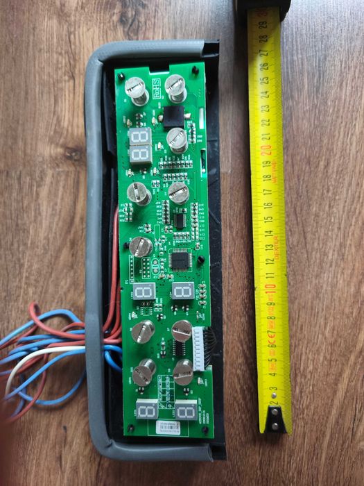 Модуль керування сенсорною варильною поверхнею Pyramida