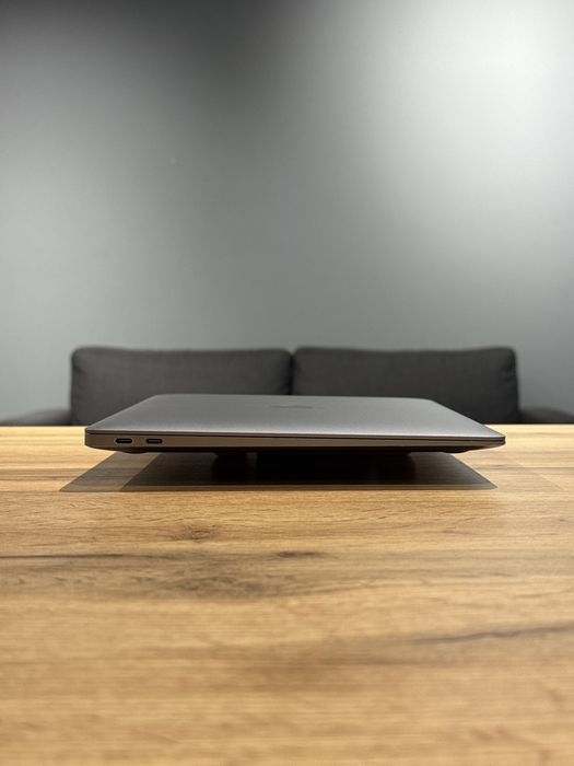 MacBook Air 13 2020 m1 16/256gb 8/7gpu !! Гарантія від магазину !!