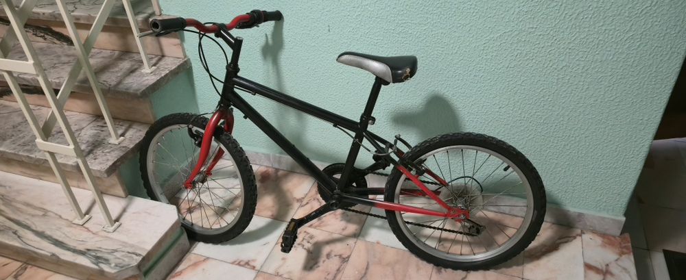 Bicicleta  com pouco uso