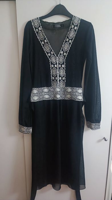 Vestidos variados p/ senhora apenas  3€ cada (todos 10€)