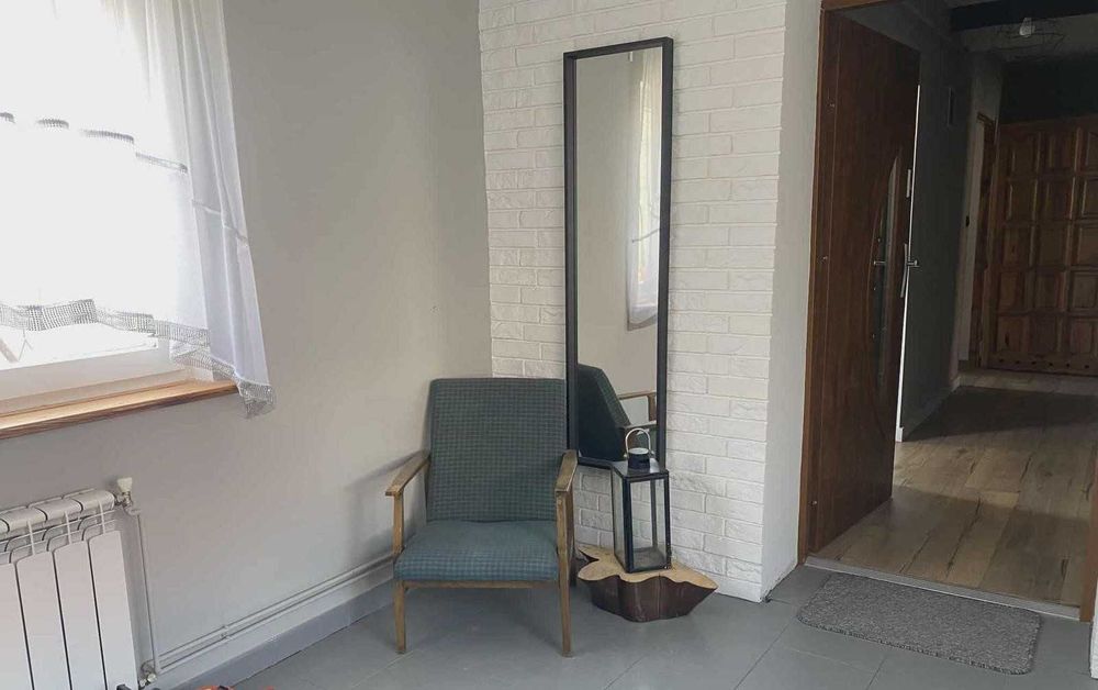 Przestronny dom w Żmigrodzie-Wprowadź się od zaraz!