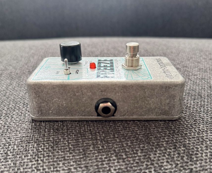 Electro Harmonix Freeze Sound Retainer