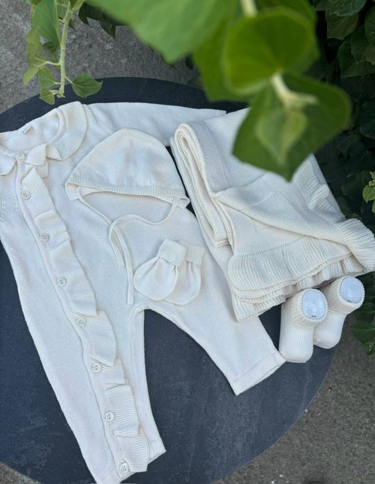 Одежда для девочек