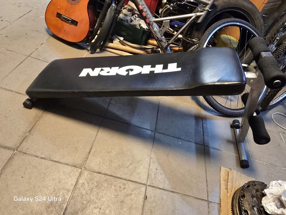 Sprzedam ławeczkę  do ćwiczenia  skośna