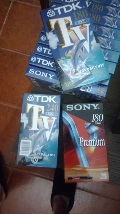 Cassetes VHS novas seladas
