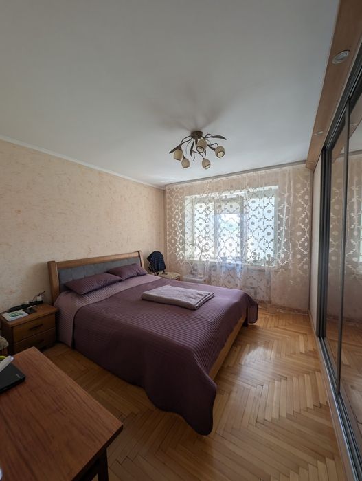 Продам 3 кімнатну квартиру