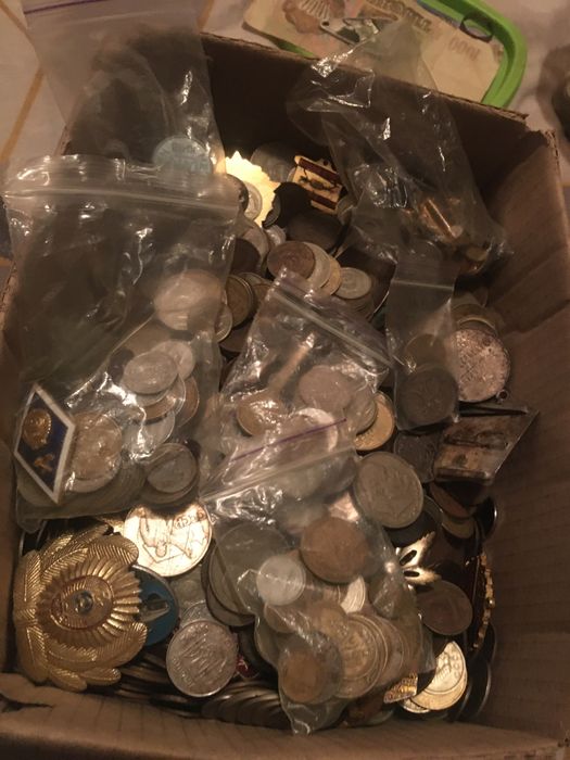 Продам или обмен 12 килограмм монет