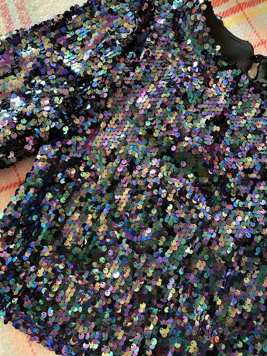 Новий топ у паєтку Primark