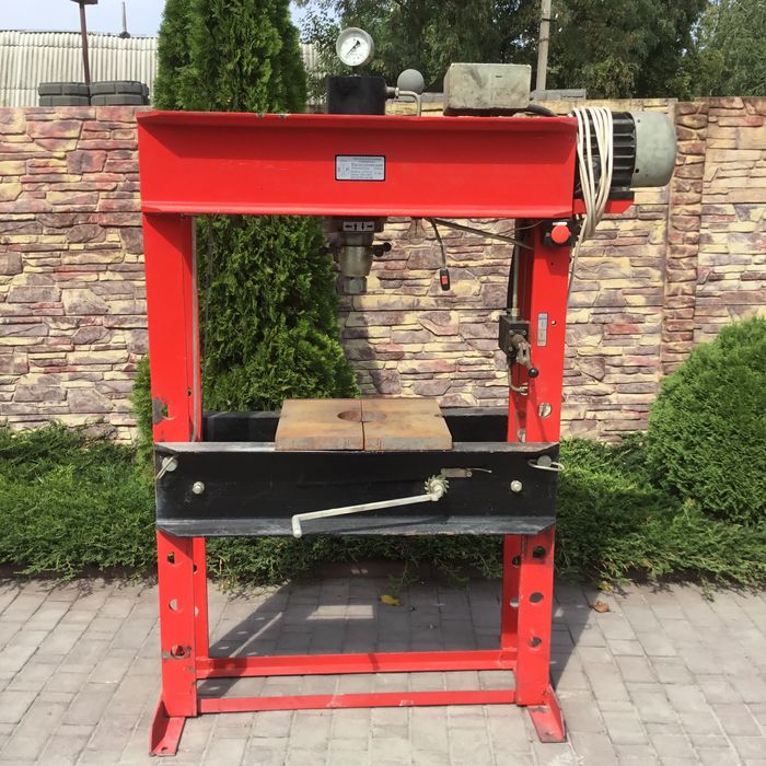 Пресс гидравлический