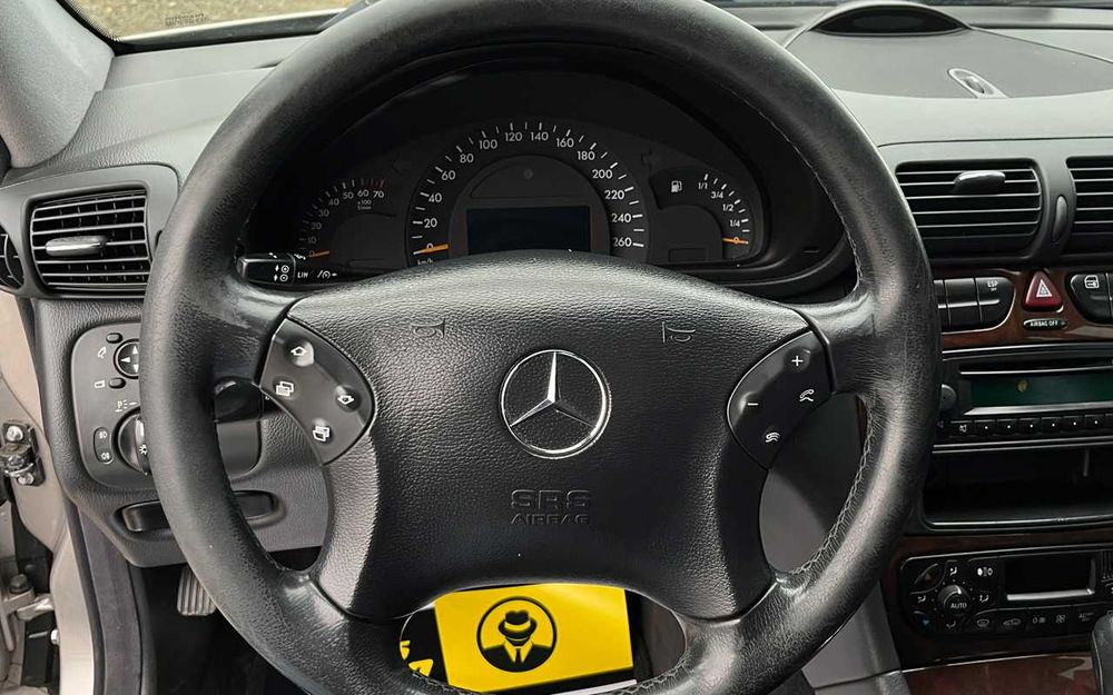 Mercedes-Benz C 200 2003