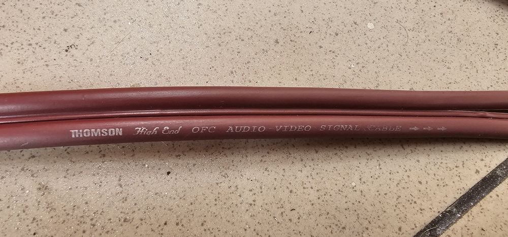 Thomson kable Chinch HI-END OFC kierunkowe 450mm