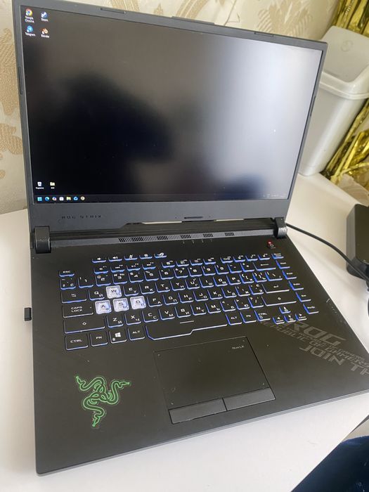 Asus Rog Strix G531GW. i7-9750Н/ Rtx 2070/ 1tb