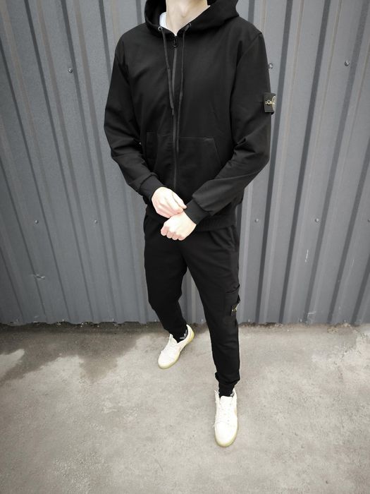 Чоловічий костюм stone island