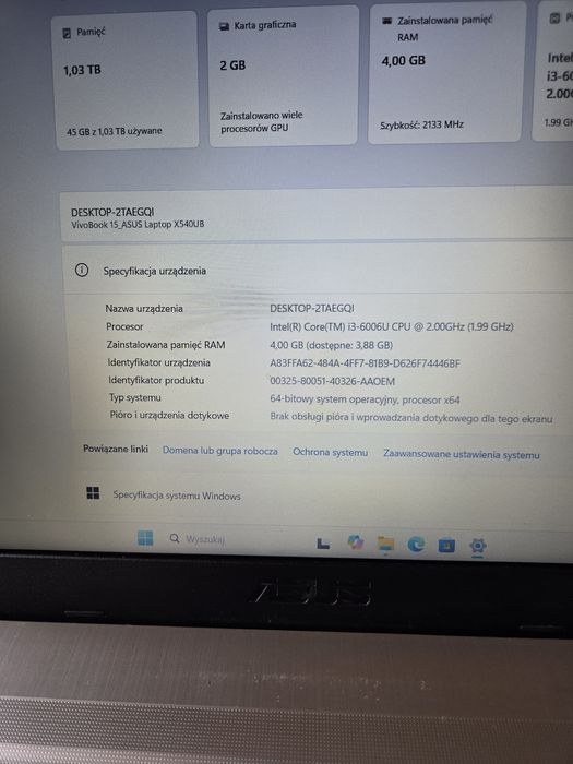 Laptop Asus R540U