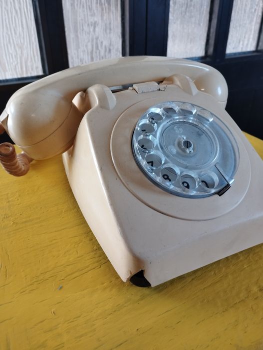 Telefone Antigo de Disco