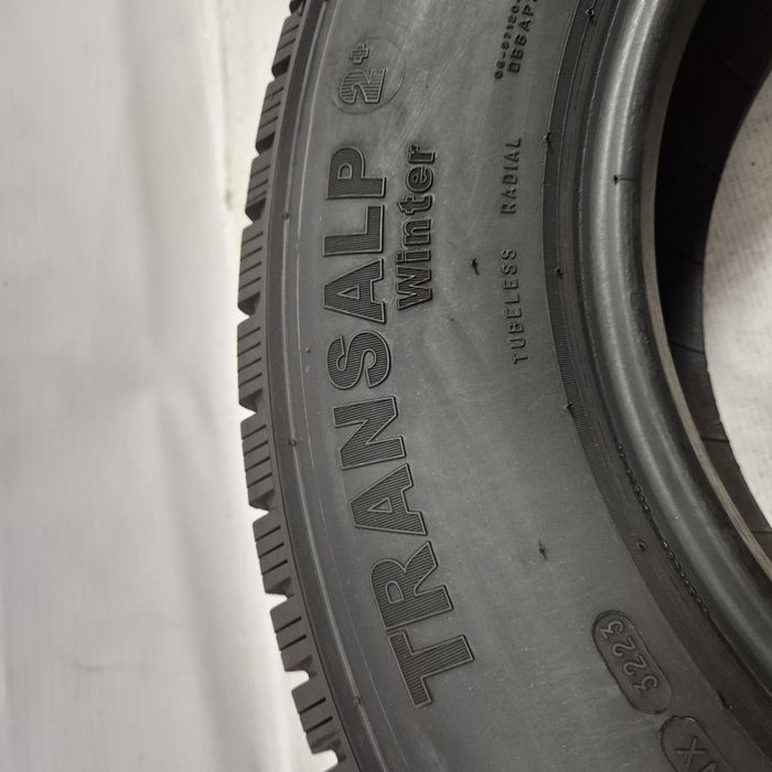 215/75R16C Kleber zima