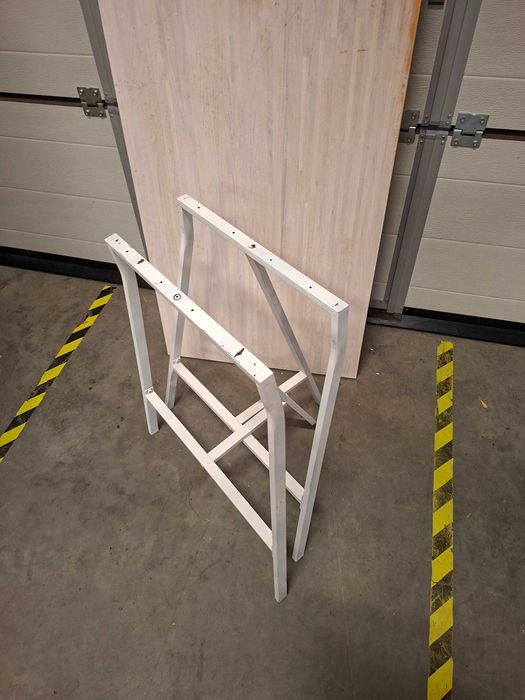 Biurko blat na kobylkach 246cm